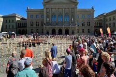 Parlamento suíço tem manifestação pelos cristãos perseguidos