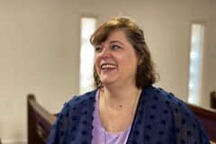 Capelã sobrevive a parada cardíaca de 12 minutos e surpreende médicos: "É um milagre"