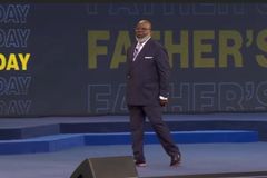 Mulheres no papel de homens serão colapso da família, diz pastor