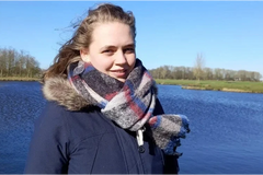 Ex-viciada em filmes adultos agora prega o "Deus de restauração"