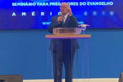 Pastor Geziel Gomes celebra 82 anos de vida em plena atividade