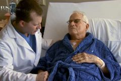 Médicos se reúnem para falar sobre milagres que viram nos hospitais: "É Deus quem cura"