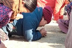 Apesar da perseguição, mais de 500 pessoas se rendem a Cristo no Mianmar