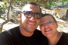 Mãe de santo se entrega a Jesus ao ver libertação de dependente