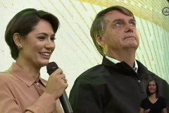 "O Planalto foi consagrado a demônios, hoje é consagrado a Jesus", diz Michelle Bolsonaro