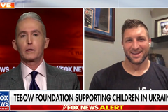 Ex-jogador da NFL, Tim Tebow luta contra o tráfico humano: "É um chamado"