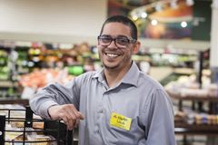 Igreja ajuda ex-presidiários a conseguirem emprego para evitar retorno ao crime