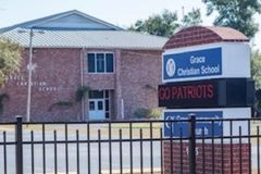 Escola cristã rejeita ideologia trans e vê busca por vagas crescer