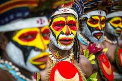 Missionários pregam em meio a guerra de tribos e testemunham conversões