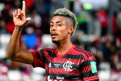 Bruno Henrique recebe versículos do avô antes de partidas e contagia jogadores do Flamengo