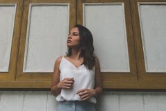 Cantora vence anorexia e se torna missionária: "Quero abrir projetos para salvação de almas"