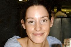 "Minha cura começou quando encontrei Jesus", diz mulher que superou anorexia