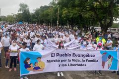 Milhares marcham em Tabasco contra lei que ameaça liberdades e família