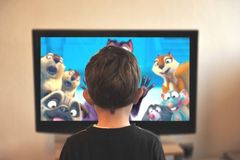 12 programas de TV infantil americanos têm personagens gays, segundo levantamento