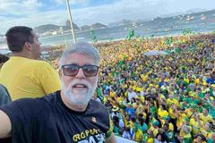Claudio Duarte ironiza e sugere ao PT que faça uma manifestação
