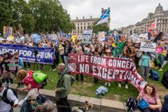 ‘Marcha para a Vida’ reúne milhares contra o aborto em Londres