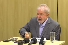 Em entrevista na prisão, Lula ataca evangélicos: 'Preconceituosos'