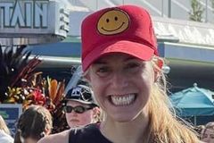 Assassinato de bilionária cristã causa comoção e choca cidade