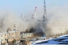 Autoridades locais na China destroem catedral para “beneficiar” cidade