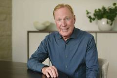 Problema cardíaco: pastor e escritor Max Lucado pede orações