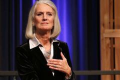 "É hora de orar e se afastar dos nossos pecados", diz filha de Billy Graham