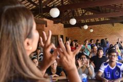 "Existem 360 milhões de surdos no mundo e somente 3% conhecem a Jesus", alerta pastor