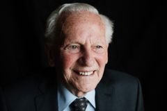 Morre o Irmão André, o ‘contrabandista de Bíblias’ que fundou a Portas Abertas