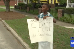 Criança de 6 anos oferece orações, comida e água para vítimas do furacão Dorian | Notícias Gospel