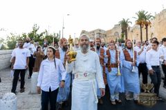 Levitas reencenam ritual de Sucot em preparo para o Terceiro Templo