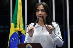 Senadora quer que igreja exclua nota contra ela por apoio a Lula