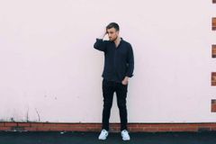 Satanista se rende a Jesus após receber oração em línguas: "Foi a maior paz que senti"