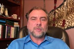 Pastor preso por manter igreja aberta na pandemia recebe pedido de desculpas do governo