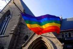Igreja Presbiteriana dos EUA adiciona categoria "não binário" para incluir membros