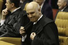 Alexandre de Moraes é premiado na Câmara por “atuação transparente”