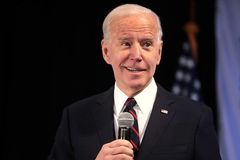 Governo Biden promove acesso ao aborto a jovens migrantes grávidas na fronteira