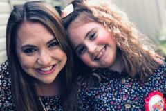 Anjos surgem após mãe clamar o nome de Jesus para filha voltar à vida