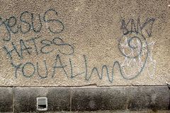 Mais de 500 crimes de ódio anticristãos ocorreram na Europa em 2021