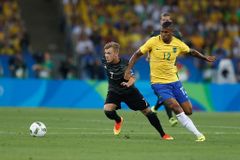 Nike veta "Jesus" e nomes religiosos em camisa da seleção brasileira