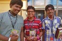 Bíblias serão distribuídas em 14 idiomas na Copa do Mundo, no Catar