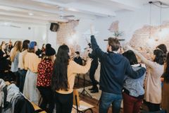 Ministério vê mais de 7 mil jovens aceitarem Jesus: "O Espírito está se movendo"