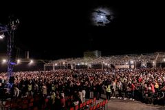 Mais de 3.800 pessoas se rendem a Jesus no Egito, em evento evangelístico