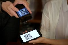 Pastor diz que moeda digital seria um passo para a marca da besta