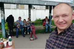 Ucrânia: em meio à guerra, pastor inicia igreja em ponto de ônibus