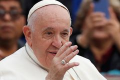 Papa diz ter tido "presságios de destruição e desolação"