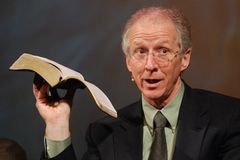 "Yoga tem raízes profundamente contrárias ao cristianismo", esclarece John Piper