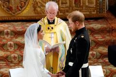 Bispos da Igreja da Inglaterra são criticados por seus “estilo de vida luxuosos”