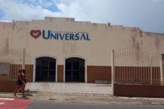 Homem invade Igreja Universal e esfaqueia pastor
