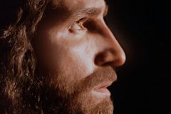 Sequência de "A Paixão de Cristo" será o "maior filme da história mundial", diz ator