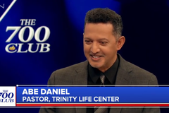 Pastor tetraplégico é curado e impacta médico: "Prova que existe um Ser Superior"
