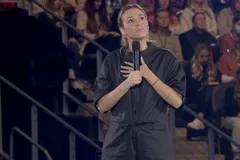 Atriz exorta cristãos a não separar vida pessoal e espiritual: 'Brilhe sua luz'